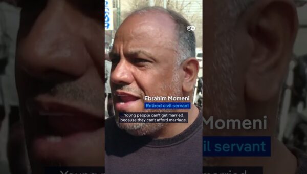 Iran’s Economy Under Strain: Citizens Grapple with Soaring Prices