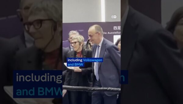 Robots Greet German Chancellor in China Amid Trade Tensions