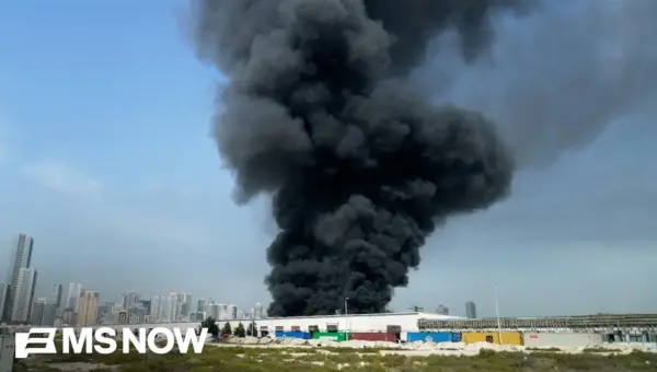 American Stranded in Dubai Fears for Safety Amid Iran Tensions