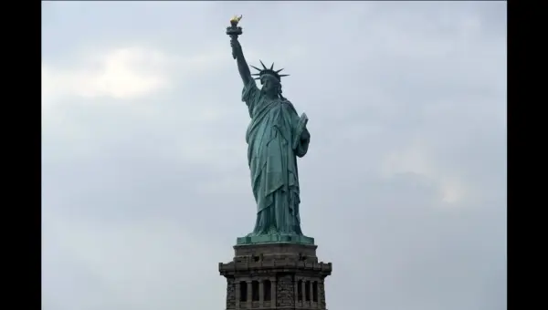 Birthright Citizenship: Supreme Court Weighs End to Key Right