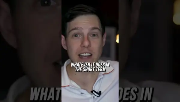 Buy and Hold: 20-Year Strategy Outperforms Market Swings