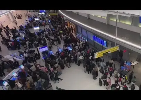 Community Aids Unpaid TSA Staff Amid Shutdown