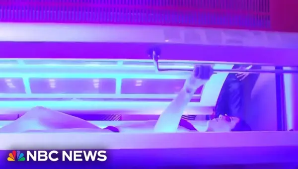 FDA Halts Plan to Ban Minors From Tanning Beds
