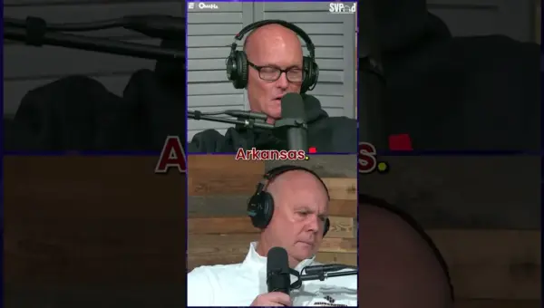 Florida’s Bigs Dominate: Gators Smash Arkansas by 34!