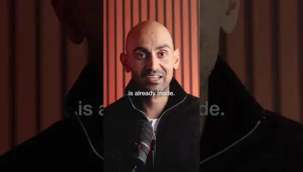 How to Get Buyers to Consider Your Business on LinkedIn