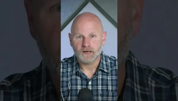 MAGA’s Media Machine Devours Its Own: Owens’ Rise Signals Decay