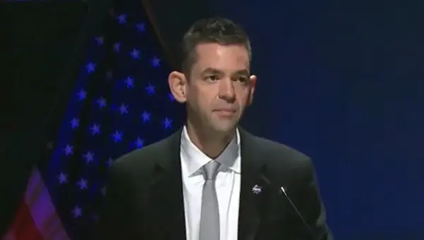 NASA Ditches Moon Orbit Station for Lunar Base Construction