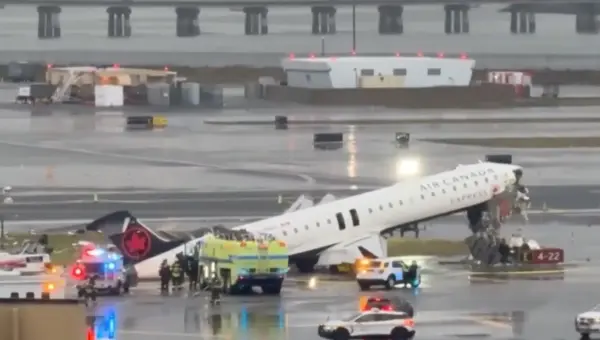 Near Miss at LaGuardia: ATC Audio Reveals Chaos