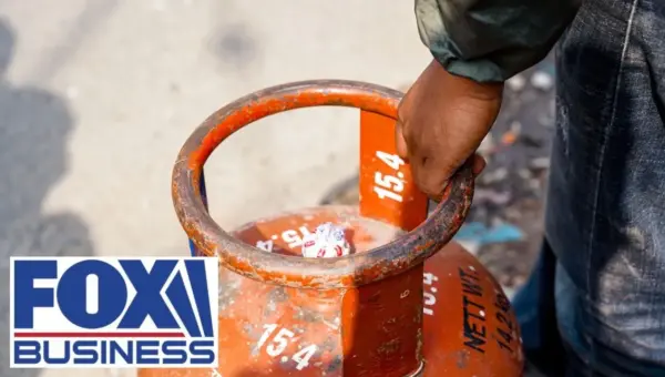 Oil Surges, Stocks Dip: Market Reacts to Inflation Fears