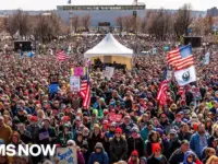 Rep. Wasserman Schultz Praises ‘Patriots’ in Growing Protests
