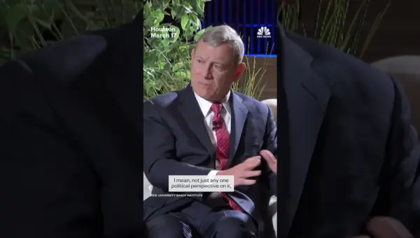 Roberts Demands End to Personal Attacks on Judges