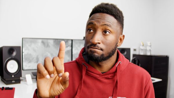 Tech Reviewer Admits 2025 Mistakes, Seeks YouTube Fix