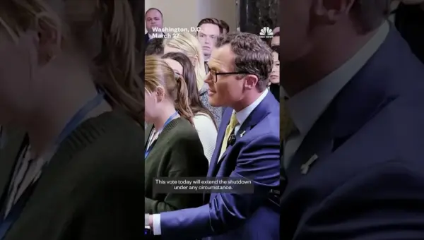 TSA Funding Fight Sparks Airport Chaos, Worker Exodus