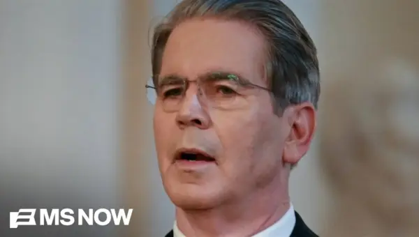 US Navy to Escort Oil Tankers Through Strait of Hormuz