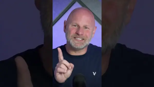 Vance’s Nuclear Vest Claim Stuns, Raises Alarms