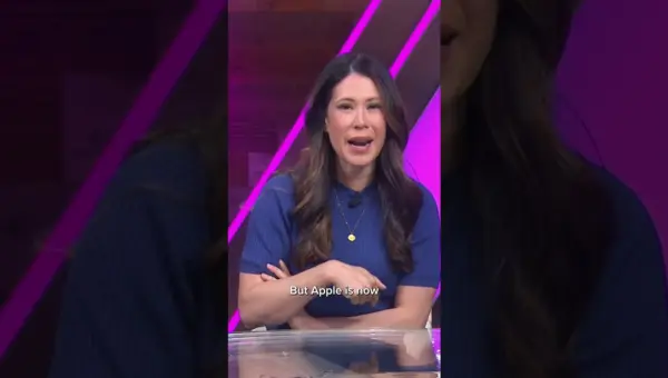 Apple Blocks AI Coding Tools, Risks Alienating New Builders