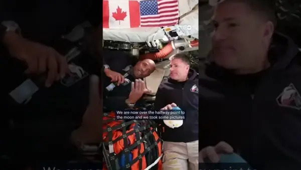 Artemis Crew Reports Moon Growing Larger as Expedition Progresses