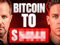 Bitcoin Faces 2025 Price Crash: Analyst Warns