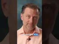 Boost Gum Health: Combat Recession with Vitamin C