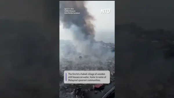 Borneo Fire Rips Through Village, Leaving Thousands Homeless