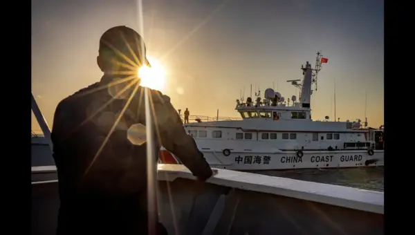 China Ship Tests US Blockade in Key Oil Strait