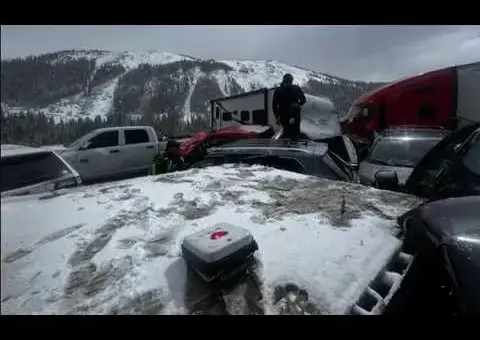 Colorado Pileup: 75 Cars Crash, 19 Injured in Winter Storm