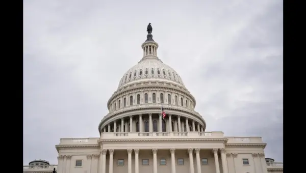 Congress Faces War, Shutdown Chaos Upon Return