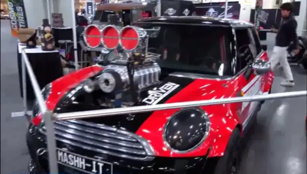 Corvette Food Truck Roars: Auto Show Serves Up Speed