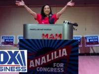 Democrat Sworn In, Bolstering House Representation