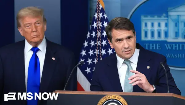 Ex-FBI Official: Trump’s DOJ Now Serves White House, Not Public