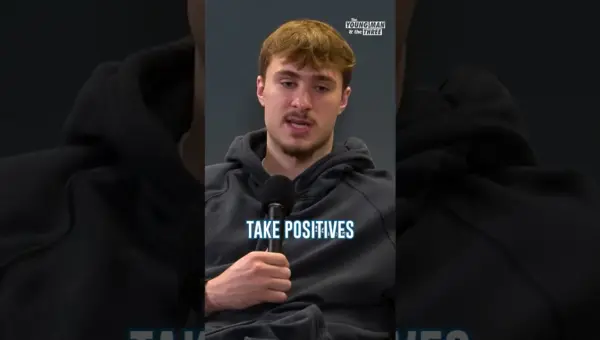 Flagg Fights Doubts: Mom Worried By Losses