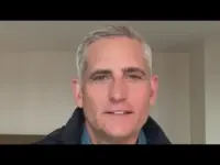 Global Travel Snarls Force Midday Flights For Savings