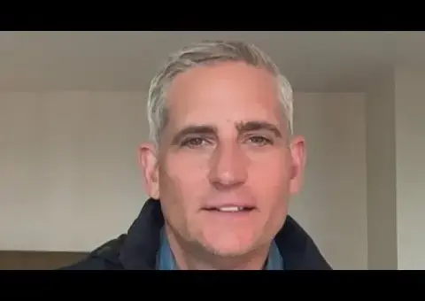 Global Travel Snarls Force Midday Flights For Savings