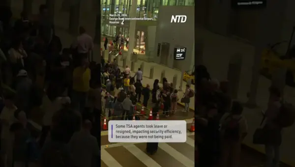 Houston Airport Security Lines Stretch Miles, Stranding Travelers