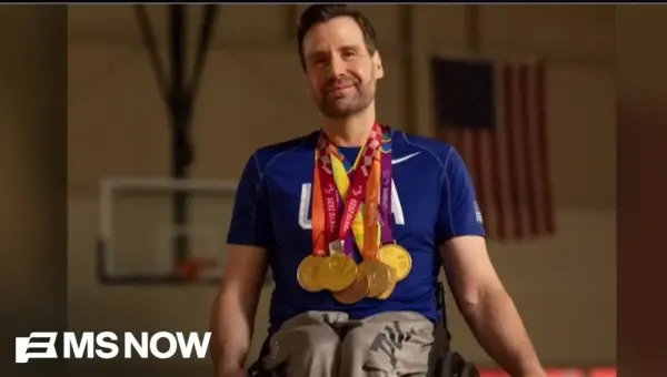 Iowa Democrats Eye Senate Seat Amid Shifting Political Winds