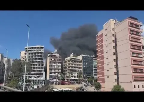 Iran Tests Strait of Hormuz, Challenging US Ceasefire