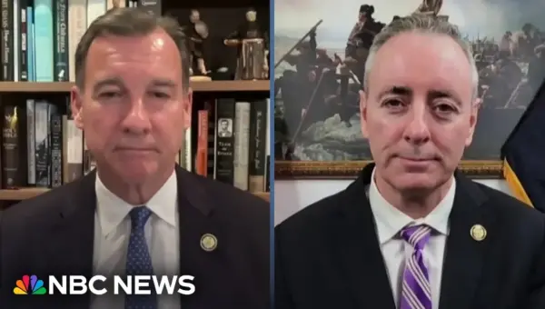 Lawmakers Propose ICE Reforms to End DHS Funding Stalemate