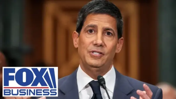 McCormick Backs Warsh for Fed Role, Eyes Iran Sanctions