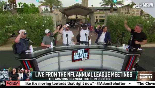 NFL Elite Party in Phoenix: Coaches, GMs Let Loose