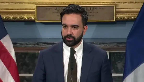 NYC Mayor Backs Tax on Luxury Homes Amid Fiscal Crisis