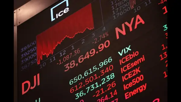 Oil Price Shock Fuels Inflation; Fed Stays Put, Analyst Says