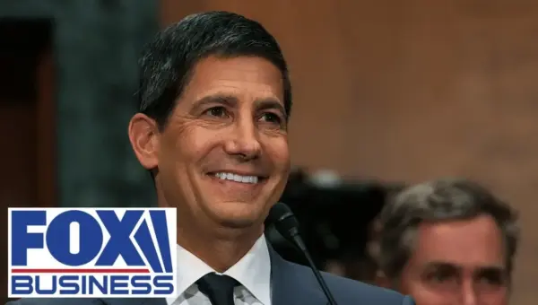 PIMCO Expert Sees Inflation Lag, Favors Shorter Bonds