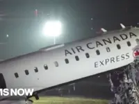 Plane Collides With Fire Truck at LaGuardia, Killing 2 Pilots