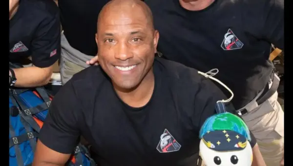 Space Mission’s Toy and Treat Steal the Show