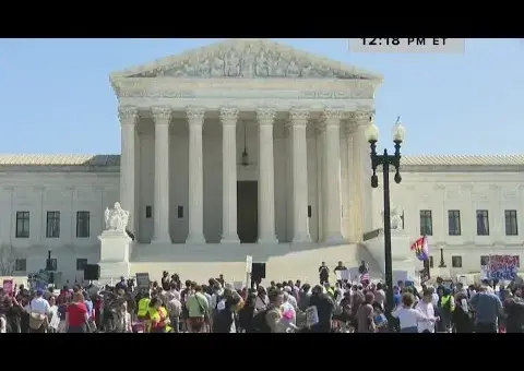 Supreme Court Hears Challenge to Birthright Citizenship