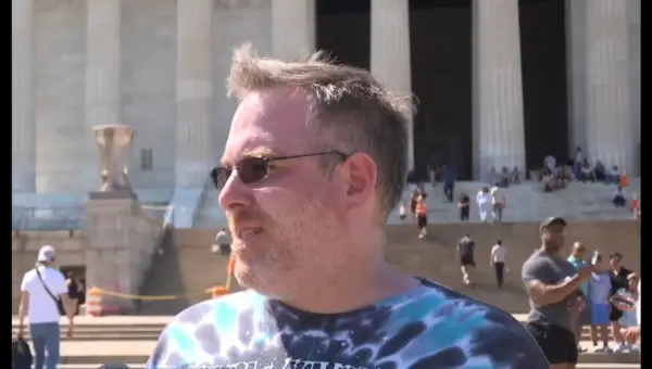 Tax Break Fuels Joy: Americans Cheer No Tax on Tips, Social Security