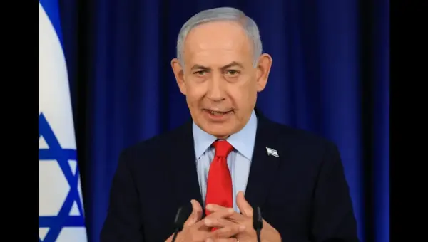 Trump Halts Iran Strikes, Hopes for Mideast Peace