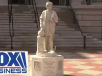 Trump Reinstalls Columbus Statue Near White House