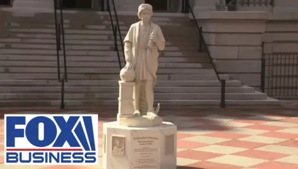 Trump Reinstalls Columbus Statue Near White House