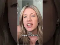 Trump Sues Journal, Then Faces Them at Gala